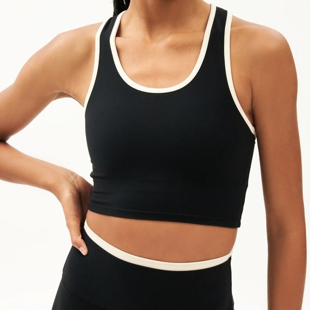 Black and white simple crop top